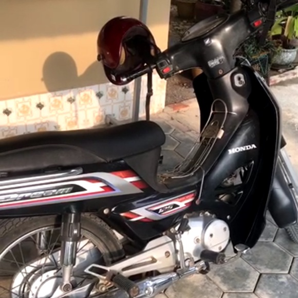 Meet your Posher, Kris - Picture 4 of 8